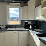 Apartment Avec Piscine Et Terrasse, Proche Plage, Climatise, Garage A - Fr-1-226a-184 *