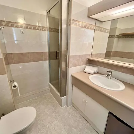 Avec Piscine Et Terrasse, Proche Plage, Climatise, Garage A - Fr-1-226a-184 * Fréjus